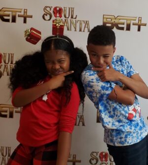 Shaun Dixon Instagram - Celebrating with family and friends @iambrookemonroe watch party for her feature film, so proud of her 🥳🎊. Watch out world! 💫 #soulsanta #funtimes #proudmoments #childactors

#dharmannfam #dharmannactors #explore