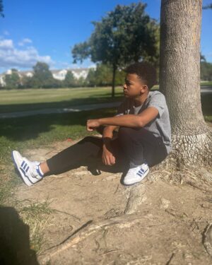 Shaun Dixon Instagram - Peaceful vibes… 

#shaundixon #actor #outsidechillin
