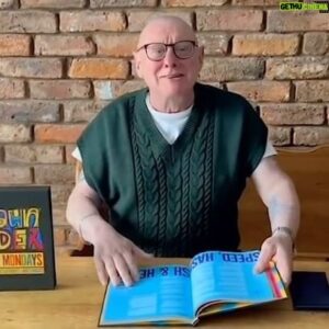 Shaun Ryder Instagram - Shaun reading more tales from his new book… 🤓📕📚
.
Tonight, a cautionary tale about ‘Speed, Hash & Heroin’
.
More of this, same time, next week. Scan the QR code to order your book.
.
Tickets for the new Q&A tour also available via link in bio 👆🏻
.
#ShaunRyder #BlackGrape #HappyMonday #SWR #Book #Newrelease #Newbook #Newtour #QandA #Incoversation #Tour