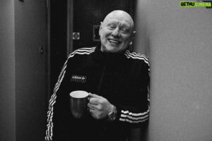 Shaun Ryder Instagram - Shaun - London January 2024 🎙️☕️
.
📷 BBC Radio 2
.
#ShaunRyder #SWR #BlackGrape #BBCRadio2 #London
