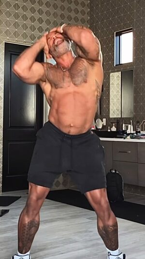 Shaun T Instagram - 🤍Don’t let something that’s supposed to be rewarding be a detriment to your happiness! Continue to thrive by being the amazing person that you are! 
#mentalhealth
Choreo by: @brettsewell_