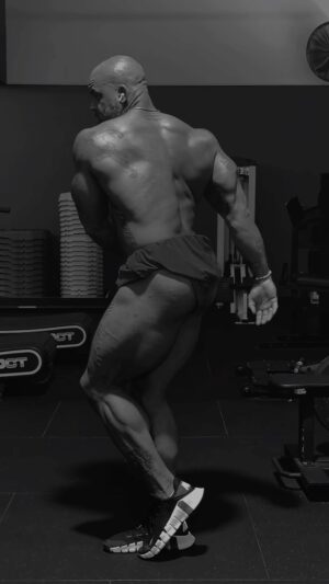 Shaun T Instagram - 13 weeks out and time to practice that posing! Also, thanks to everyone who will be coming to my competition on July 6th and the event on July 7th. I’m so thankful and super excited. Plus the fact that it sold out in an hour makes me feel all the love! I promise you will have the BEST time ever! 
#digdeepernation #bodybuilding