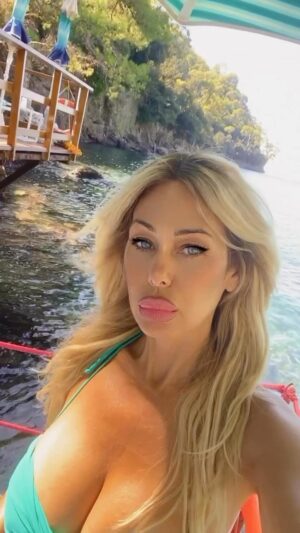 Shauna Sand Instagram - Hi Sweetheart!! 💖 Im soooo excited to share with you that my only fans is now FREE but you must subscribe so I can send you all my pics and videos! 🩵 www.onlyfans.com/shaunasand You can also subscribe to my VIP Account which gives you access to special photos, discounts, free chat and you will be my Exclusive VIP Member, which includes tons of NEW Surprises from me! 💋 www.onlyfans.com/shaunasandvip So please join both and let's be friends! 💞You can also click the links in my bio to join! Cant wait to see you and chat xo 💋