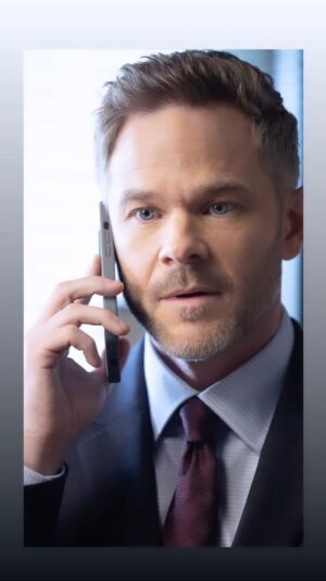 Shawn Ashmore Instagram - Have you watched the latest episode of @therookieabc? Find out why Wesley looks so concerned 🤪
