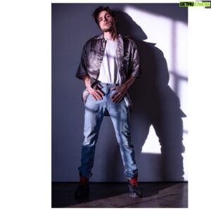 Shawn Pyfrom Instagram - photo: @blakeballardphoto

______________________

#photography #photographer #edgyphotography #fashionphotography #mensfashion #fashionphoto #photoshoot #blakeballard #edgyphoto #classicphoto #givenchy #givenchyboots #jamesdean #marlonbrando