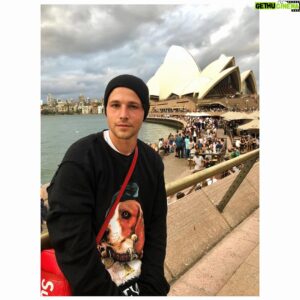Actor Shawn Pyfrom HD Instagram Photos and Wallpapers February 2018