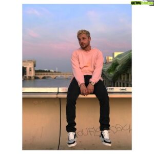 Actor Shawn Pyfrom HD Instagram Photos and Wallpapers October 2018
