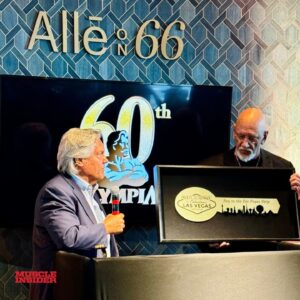 Shawn Ray Instagram - Shawn Ray is in Vegas covering the Key to the Strip Ceremony for the historic 60th Olympia 🔑

Follow @MuscleInsider as more event coverage gets released soon 💥