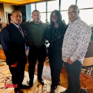 Shawn Ray Instagram - Shawn Ray is in Vegas covering the Key to the Strip Ceremony for the historic 60th Olympia 🔑

Follow @MuscleInsider as more event coverage gets released soon 💥