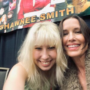 Shawnee Smith Instagram - Can I have a picture with YOU?! 🤍‼️ thanks for an amazing weekend @fantasmorlando