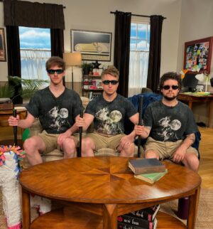 Shayne Topp Instagram - Tonight at 6pm PST. Live.smosh.com