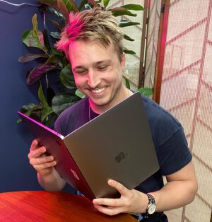 Shayne Topp Instagram - just finished reading The Internet. So good!