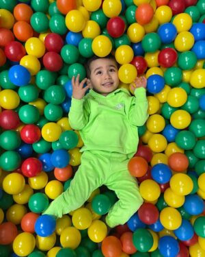 Sheena Sakai Instagram - Happy 2’s Baby Kiyo! You are the swaggiest, Sweetest and most happiest pain in my butt! Mommy & Daddy love you so much! 💚