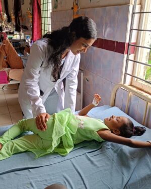Sheetal Patra Instagram - Wishing & honouring all the heroes without capes, “The healing hands & caring hearts”, a very Happy Doctors’ Day!! 🩺
As a medico, I see firsthand the challenges and sacrifices our mentors make. Their empathy and dedication inspire us to carry on this noble journey. 🩺❤️ 
#doctorsDay #futureDoctor #mbbsstudent

Ps: pedia ward scenes! 👶