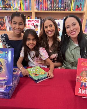 Sheetal Sheth Instagram - A year ago today, the Always Anjali anniversary edition was published by @randomhousekids . 3 months ago, the new edition of Bravo Anjali came out.

Both ended up on the USA Today’s Best Seller’s List and the books not only continue to be a mainstay in homes but continue to find new audiences. So grateful for all the love and messages over the years. Makes me so happy that Anjali has become a ‘must gift’ to new parents and humbled that more and more schools use the books as part of their curriculum. 🙏🏽

Thrilled to have done another event with the phenomenal Meena Harris (@meena ) this past weekend to celebrate the power in all of us. Thank you all for coming out! ✨📚

ps. Anjali #3 is all set to come out next year! Can’t wait to share more.  Stay tuned. 👊🏽

#kidlit #childrensbooks #womensupportingwomen #bookstagram #author #neverdimyourlight #alwaysanjali #bravoanjali #aforambitious #anjaliseries #education #parenting