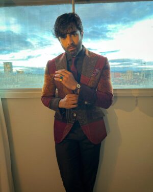 Sheheryar Munawar Siddiqui Instagram - #ippawards - thank you for the love Manchester. @ippaawardsdigital 

Thank you @ahmedbhamofficial for the lovely custom made suit. 

stylist @raoalikhan 
hair @makeupbyridak 
makeup @maariyahxhassan