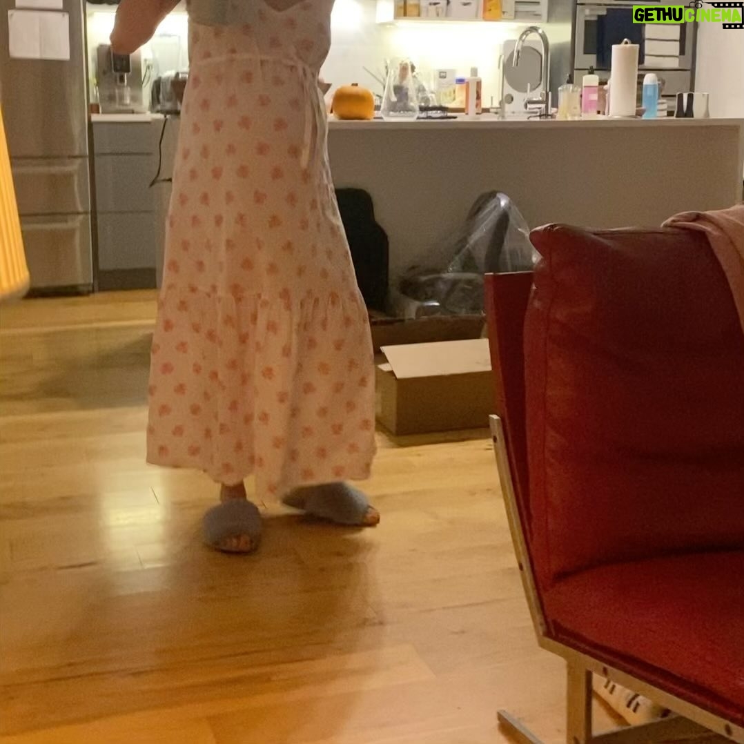 Sheila Vand - 3 Likes - some 2023 moments. surprise! 💕💕💕
🛝 1. at my husband’s show with one of his sculptures.
2/3. finally got rid of my old Brooklyn storage unit. End of an era! 🥹😩
4. a couple hours before my water broke 😱
5. dancing with my belly and the sippy cup I bought for labor that I now love and can’t live without.
6. cute laundry 🥰