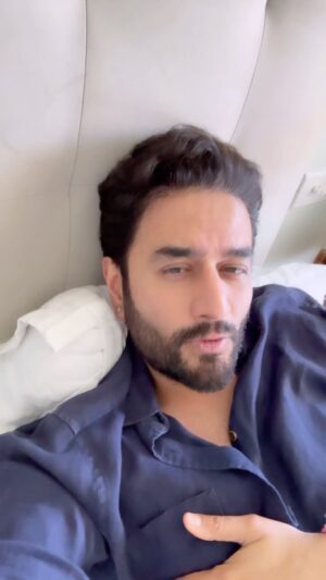 Shekhar Ravjiani Instagram - Super Excited!!! #vishalandsheykharlive in Australia/NewZealand Can’t wait to see you guys! 🤗❤️
#sydney #adelaide #perth #auckland #bollywood #concert