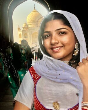 Sherin Thara Instagram - Jumma mubharak✨

#babysherin #mayu #baakyalakshmi #vijaytelevision #instagram #picoftheday #tajmahal #photography #outfitoftheday #instagram #instapost #insta #today #jumma #jummamubarak #friday