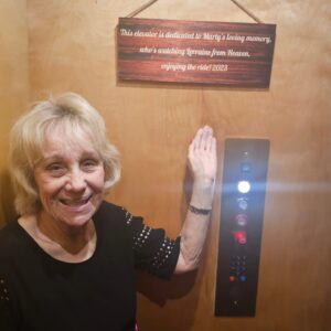 Sherry A. Ross Instagram - Happy Mother's Day to my BFF, confidante, inspiration, and sweet mom! Thank you for your unconditional kindness, generosity, and love! We are blessed and grateful to have you healthy and active! @lorraineross631 @ricrossheavenmd @nattawatross