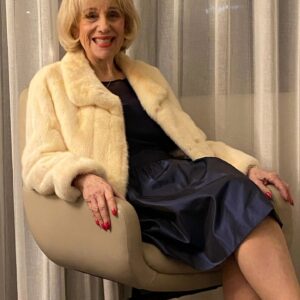 Sherry A. Ross Instagram - Happy Mother's Day to my BFF, confidante, inspiration, and sweet mom! Thank you for your unconditional kindness, generosity, and love! We are blessed and grateful to have you healthy and active! @lorraineross631 @ricrossheavenmd @nattawatross