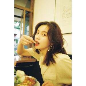 Shi Shi Instagram - #ootd #freepeople #施诗 #施诗kira #kira #shishi