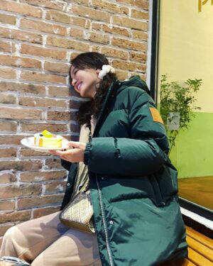 Shi Shi Instagram - 茶里茶气🍵
#toryburch #施诗kira #ootd