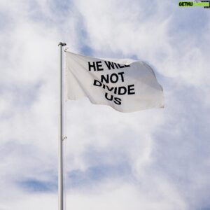 Shia LaBeouf Instagram - HEWILLNOTDIVIDE.US ‬
‪NOW LIVE ‬
‪ ‬
‪Unknown Location ‬
#HEWILLNOTDIVIDEUS