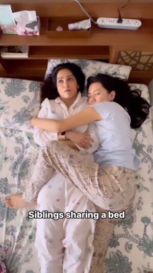 Shibani Bedi Instagram - Sister for sale. Accepting all offers.
🎥 - @instashaikme