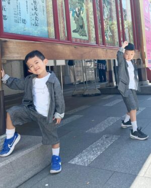 Shido Nakamura Instagram - 先日陽喜と夏幹の初舞台披露公演無事に終えることができました、ご覧いただいたお客様並びに関係各位の皆様へ心より御礼申し上げます、
　そして本日より松竹特別歌舞伎巡業がスタートしました引き続き宜しくお願い致します。

#中村夏幹
#中村陽喜
#中村獅童
#小川家大集合
#巡業のチケット残り少なくなってきてますお早めのお申し込み宜しくお願いします
#本日北とぴあ完売御礼良い初日を迎えることができました、ありがとうございました
#7月31日まで