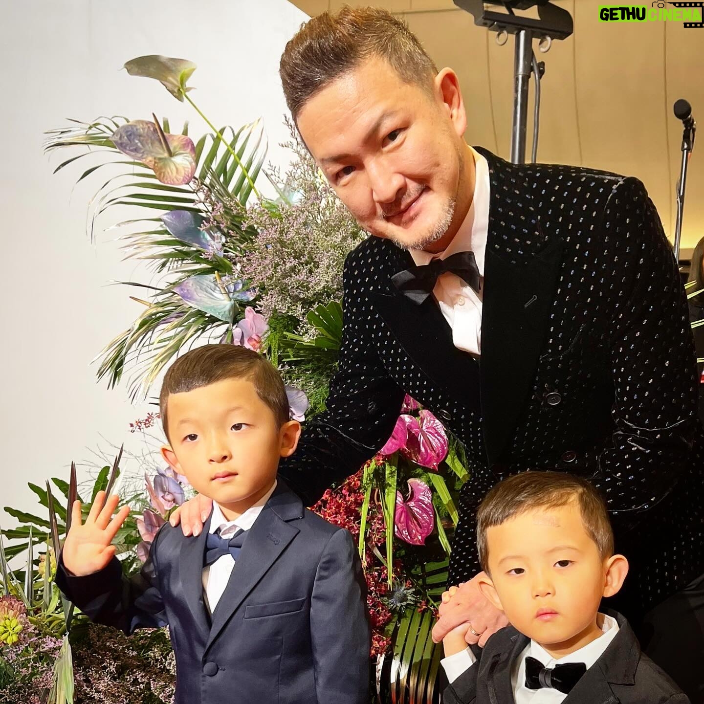 Shido Nakamura - 15.9K Likes - ASIAN film award
@emporioarmani
#アジアンフィルムアワード
#首
#陽喜
#夏幹
#獅童