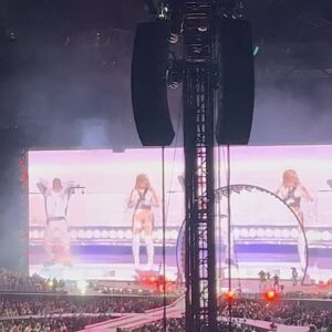 Shiho Watanabe Instagram - THE BEST OF 2023🪩🏆
Thank you @beyonce