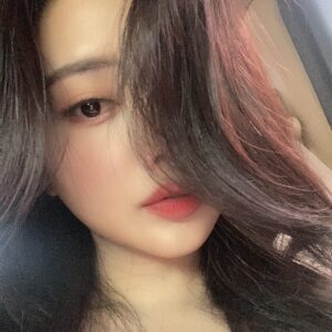 Shin Ga-eun Instagram - #🤯