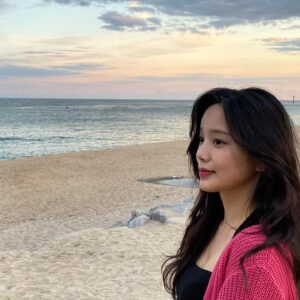Shin Ga-eun Instagram - ⠀
#🌊