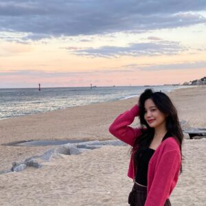 Shin Ga-eun Instagram - ⠀
#🌊