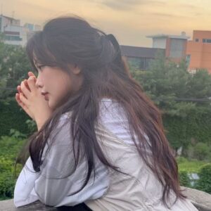 Shin Ga-eun Instagram - ⠀
⠀
#다우소 #쉬는시간 #공주된기뷴쪼아💚