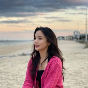 Shin Ga-eun Instagram - ⠀
#🌊