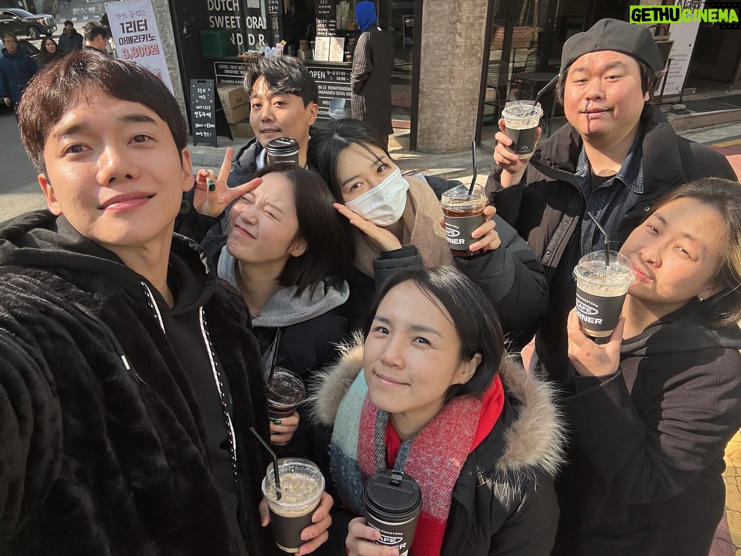 Shin Go-eun - 542 Likes - 요즘.
젊은이들과 공연연습.
앗 수연언니 함정
신나유
우리 두리조연출님 짱이다요
더뛸게 휴 ㅋㅋㅋㅋㅋㅋㅋ