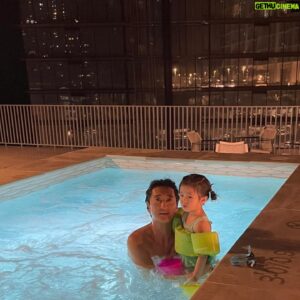 Shin Hyun-joon Instagram - 완전체🩵
#love #family #thankyoujesus #jesuslovesyou 
#기도하는아빠🙏🏼
