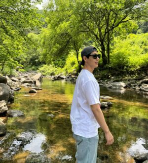 Shin Jae-ha Instagram - 여름이다🌞