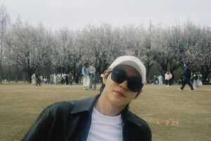 Shin Jae-ha Instagram - 꽃구경🌸