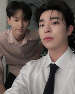 Shin Jae-hwi Instagram - 잘생긴 낙타랑