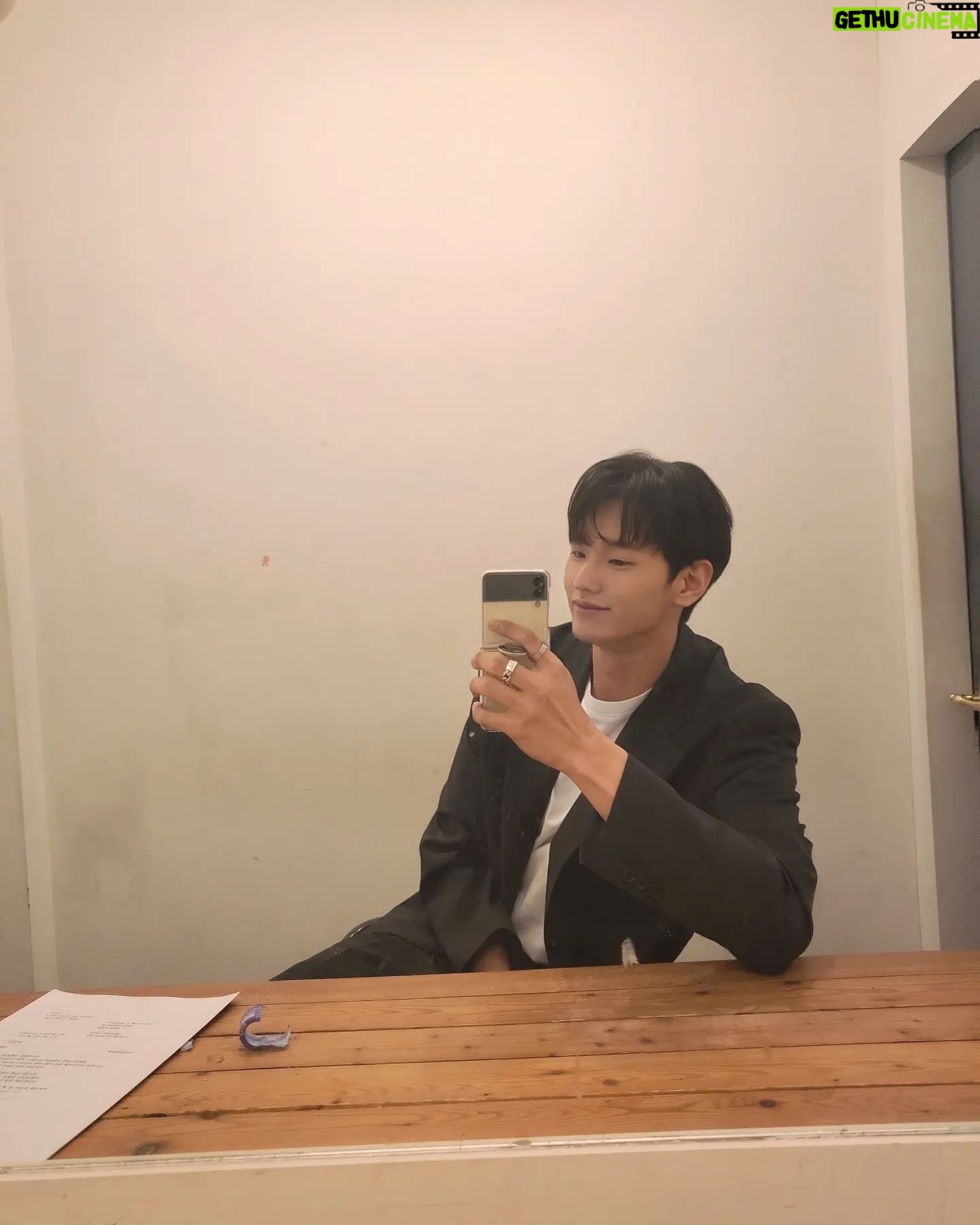 Shin Jae-hwi - 14.1K Likes - 🙂🙃