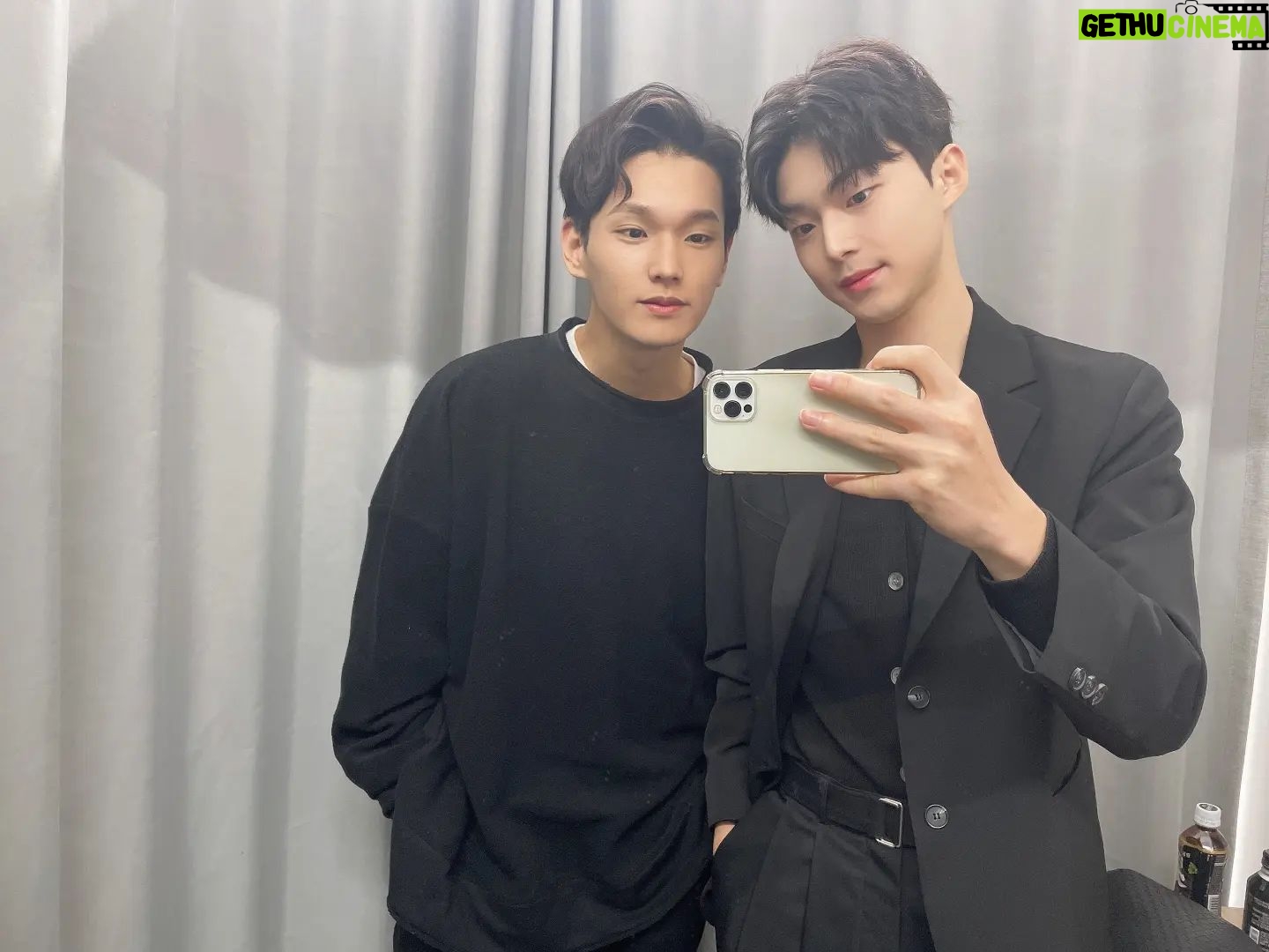 Shin Jae-hwi - 14.3K Likes - 철저한 비지니스 관계
@______kangman