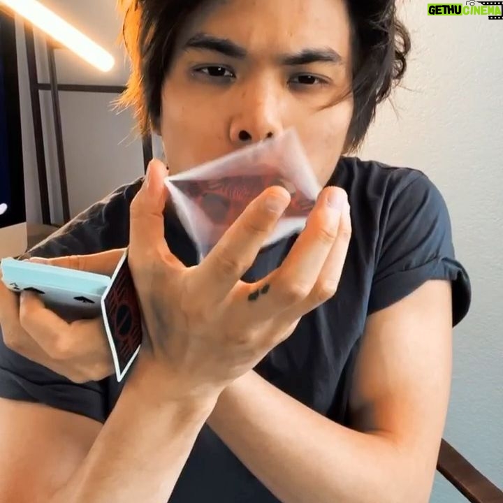 Shin Lim - 27.3K Likes - Sexy windchill Flourish tutorial 👍