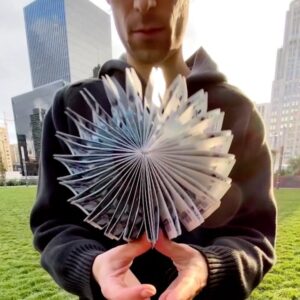 Shin Lim Instagram - This is definitley not normal