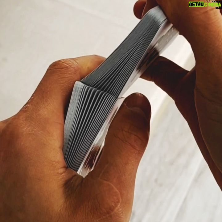 Shin Lim - 25.7K Likes - Faro shuffle quick Tutorial Time! Perfect trick to learn during this #quarantinetime