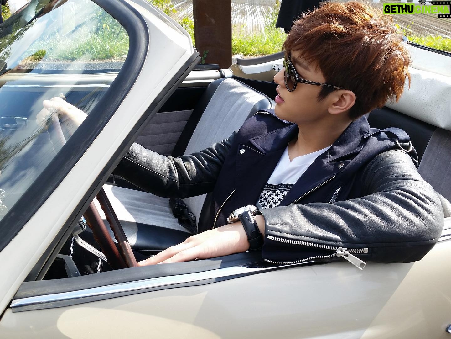 Shin Won-ho - 127.6K Likes -