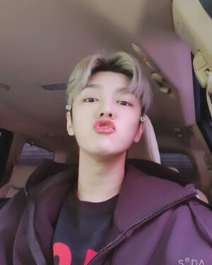 Shin Won-ho Instagram - 이젠 다들 사랑한다...I love you 등등 진짜 너무한다....
.
.
.
.
내가 더 사랑하는데....i love you more
정말 정말 고마워요
P.s수정 누르려다가 삭제를 눌러서 죄송합니다.. KKI-MV는 쪼오금만 더 기다려줘요!! 미안한 마음으로 셀카 한 장 추가!