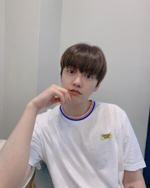 Shin Won-ho Instagram - 